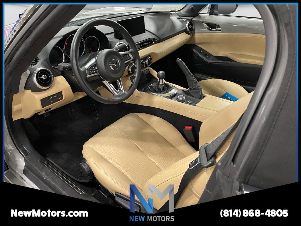 Used 2024 MAZDA MX-5 Miata Grand Touring w/ Appearance Package RWD image 10