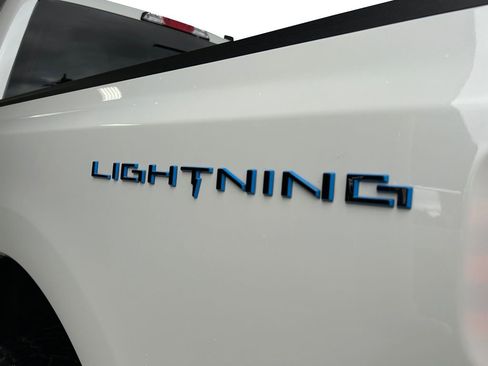 Used 2023 Ford F150 Lightning Platinum AWD/4WD image 35