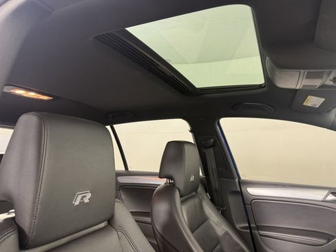 Used 2013 Volkswagen Golf R 4-Door image 13