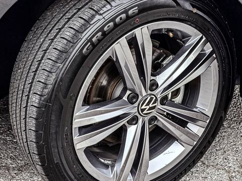 Used 2024 Volkswagen Jetta SE FWD image 7