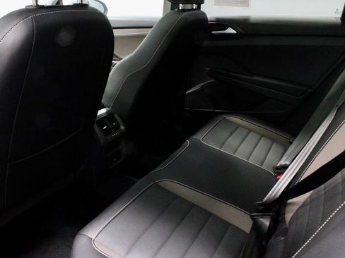Used 2023 Volkswagen Taos SEL AWD/4WD image 21