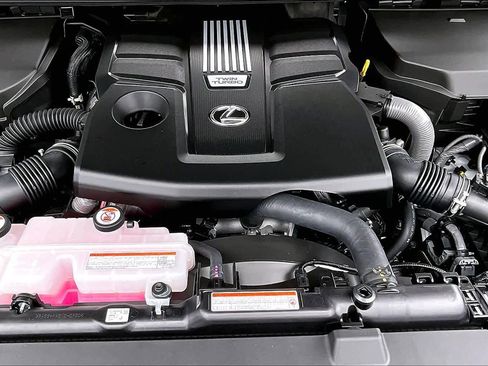 New 2026 Lexus LX 600 4WD w/ Luxury Package image 18