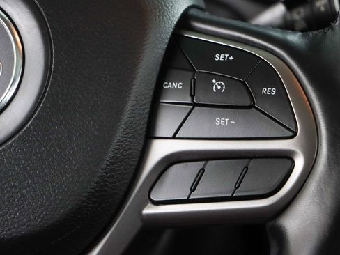 Used 2021 Jeep Cherokee Latitude Lux w/ Sun & Sound Group AWD/4WD image 14