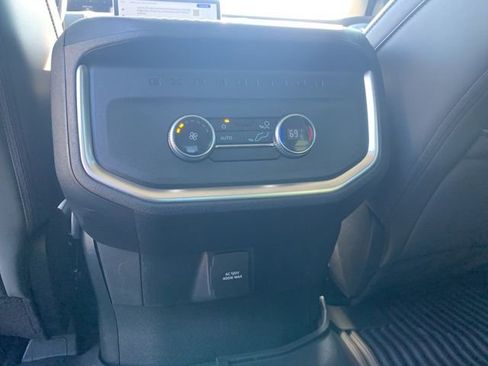 New 2025 Ford Expedition Active image 22