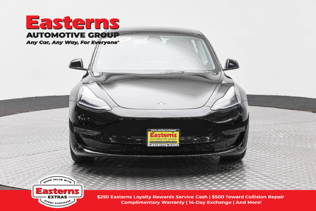 Used 2023 Tesla Model 3 Standard Range RWD image 3