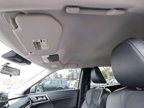 Used 2022 Mitsubishi Outlander SE image 34