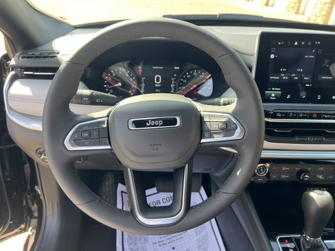 New 2026 Jeep Compass Limited AWD/4WD image 13