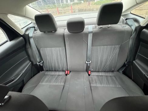 Used 2017 Ford Focus SE image 17