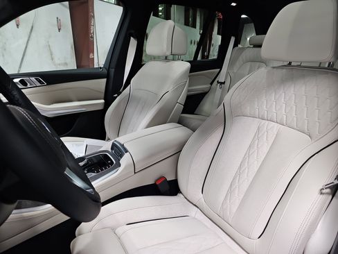 New 2026 BMW X5 xDrive40i w/ Climate Comfort Package image 17