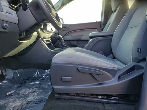 Used 2017 Chevrolet Colorado W/T w/ WT Convenience Package image 10