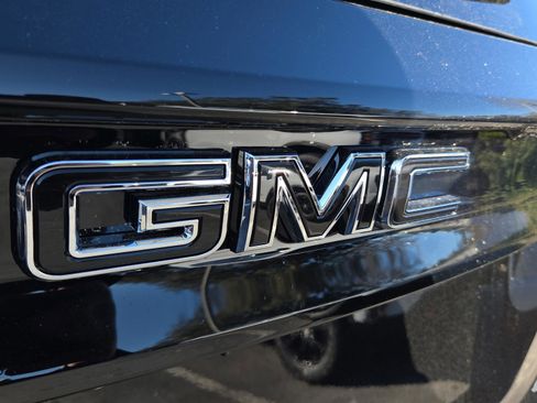 New 2026 GMC Acadia Elevation w/ Black Edition image 32