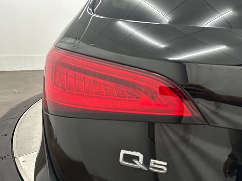 Used 2016 Audi Q5 2.0T Premium Plus w/ Technology Package AWD/4WD image 12