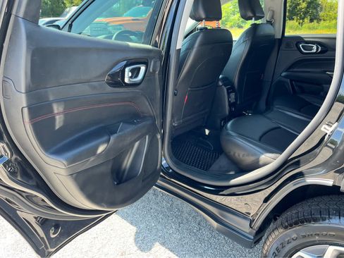 Used 2022 Jeep Compass Trailhawk w/ Sun and Sound Group AWD/4WD image 20
