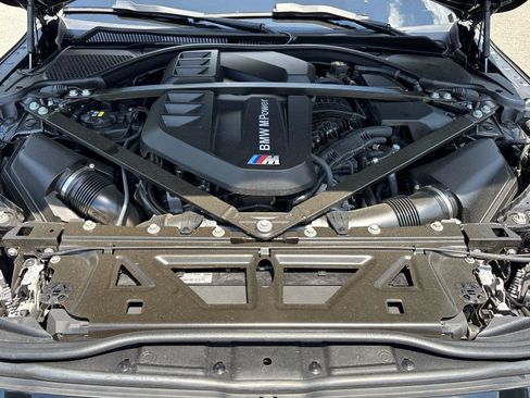 Used 2021 BMW M4 Competition w/ Executive Package RWD image 9
