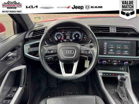 Used 2022 Audi Q3 2.0T Premium AWD/4WD image 21