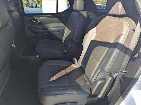 Used 2023 Chevrolet Traverse High Country image 26