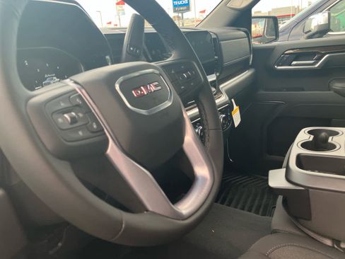 New 2026 GMC Sierra 1500 SLE image 9