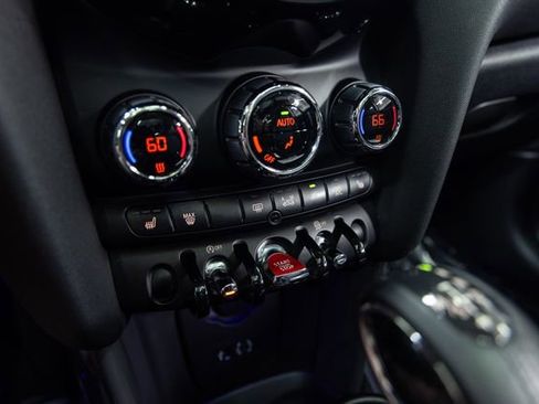 Used 2015 MINI Cooper 2-Door Hardtop FWD image 17
