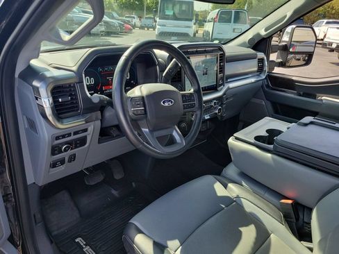 Used 2022 Ford F150 Lariat w/ Equipment Group 501A Mid RWD image 10