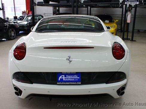 Used 2013 Ferrari California image 75