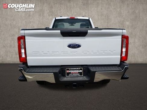 New 2026 Ford F250 XL w/ XL Chrome Package AWD/4WD image 7