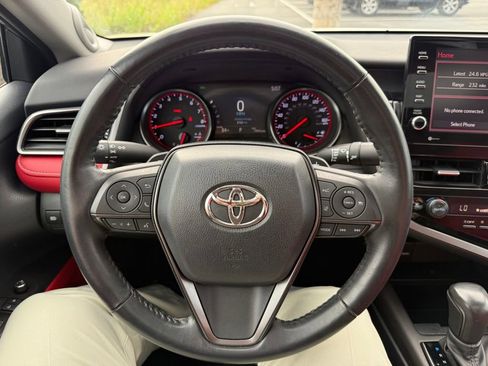 Used 2022 Toyota Camry XSE FWD image 15
