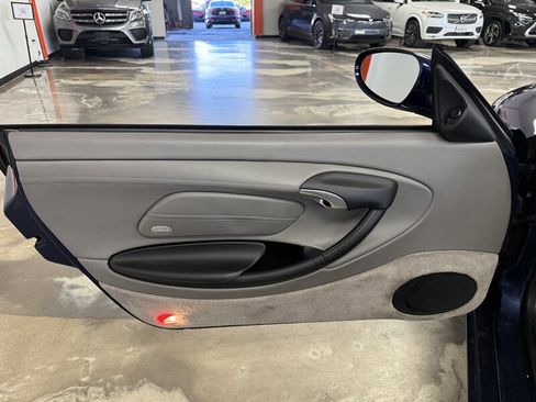 Used 2001 Porsche Boxster image 7