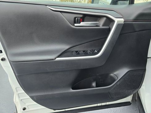 Used 2021 Toyota RAV4 TRD Off-Road image 22