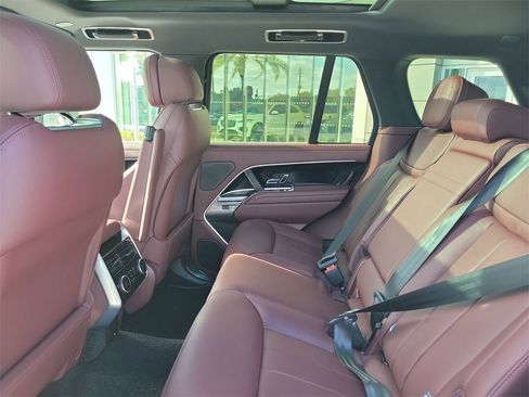 New 2026 Land Rover Range Rover SE image 16