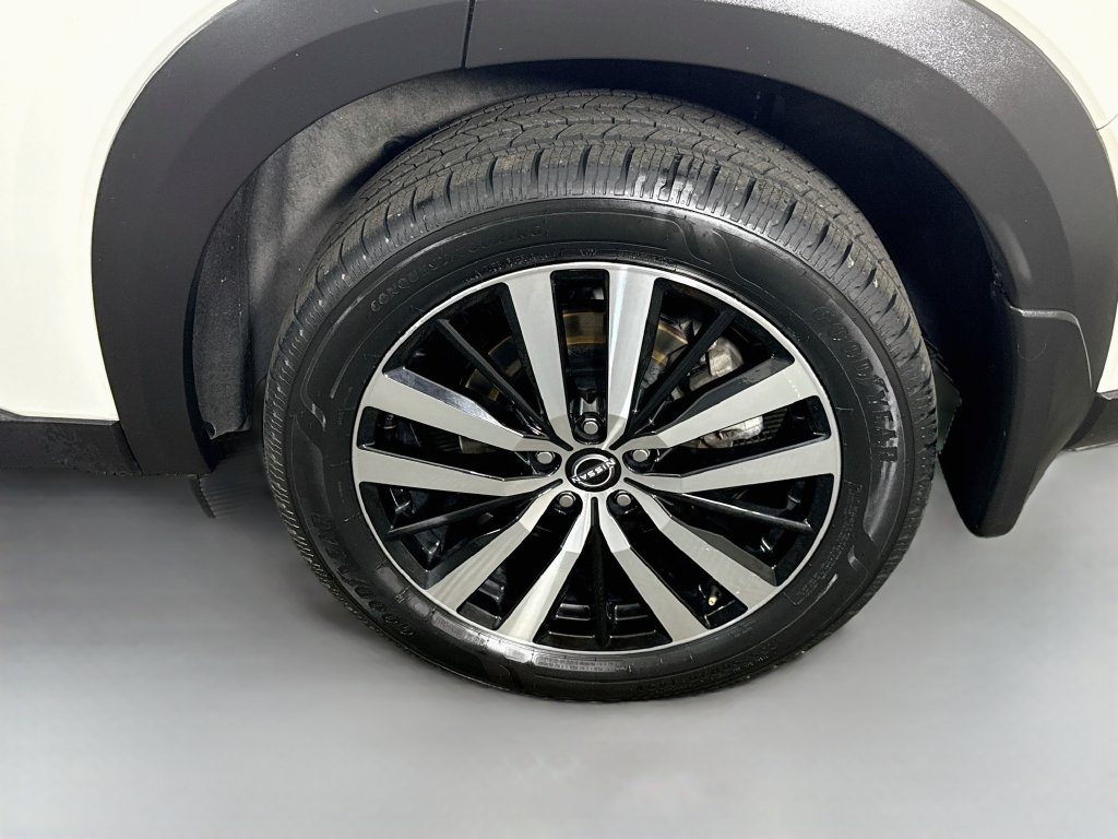 Certified 2024 Nissan Pathfinder Platinum AWD/4WD image 40