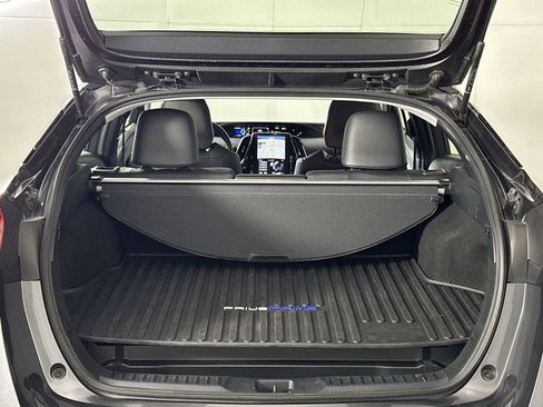 Used 2017 Toyota Prius Prime Advanced image 29