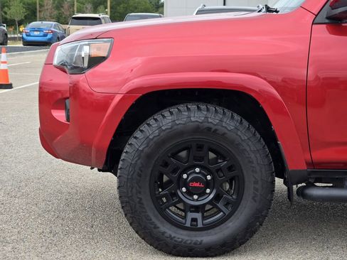 Used 2022 Toyota 4Runner SR5 Premium w/ Moonroof Package image 6