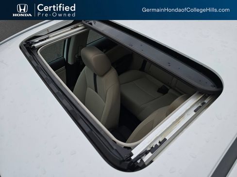 Certified 2021 Honda Civic EX image 10