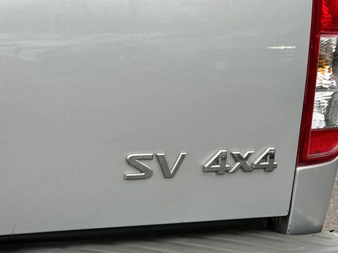 Used 2018 Nissan Frontier SV image 25