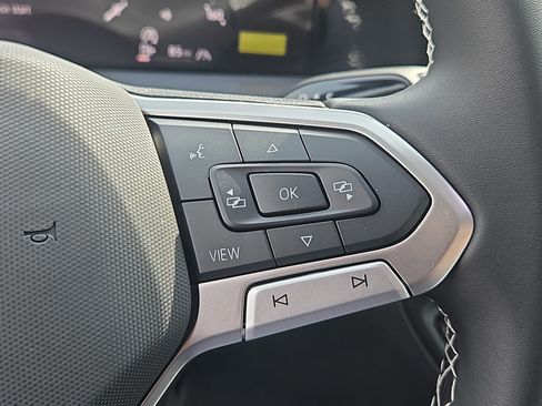 New 2026 Volkswagen Tiguan S image 13