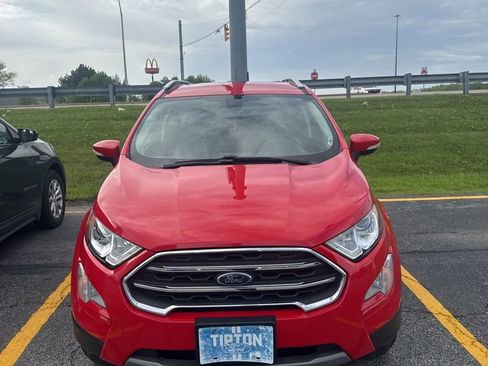 Used 2019 Ford EcoSport Titanium AWD/4WD image 2