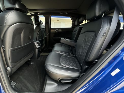 Used 2024 Kia Sportage X-Line w/ X-Line Premium Package AWD/4WD image 45