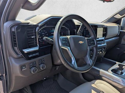 Used 2024 Chevrolet Silverado 2500 LTZ w/ LTZ Plus Package AWD/4WD image 12