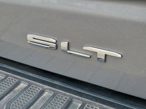 Used 2025 GMC Sierra 1500 SLT w/ SLT Premium Plus Package AWD/4WD image 5