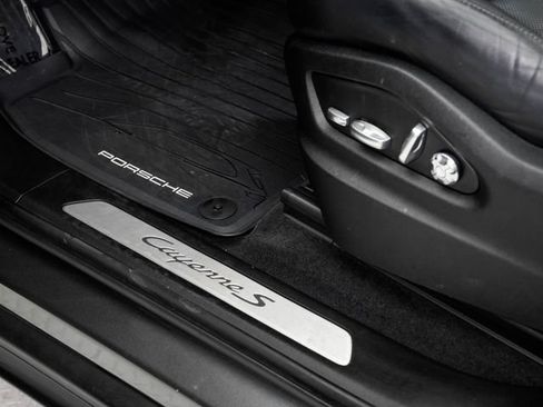 Certified 2021 Porsche Cayenne S AWD/4WD image 11
