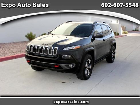 Used 2017 Jeep Cherokee Trailhawk image 1