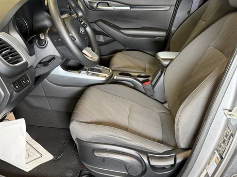 Used 2021 Kia Seltos LX image 20