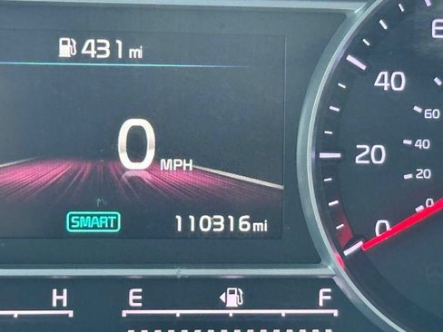 Used 2022 Kia Sorento S FWD image 17