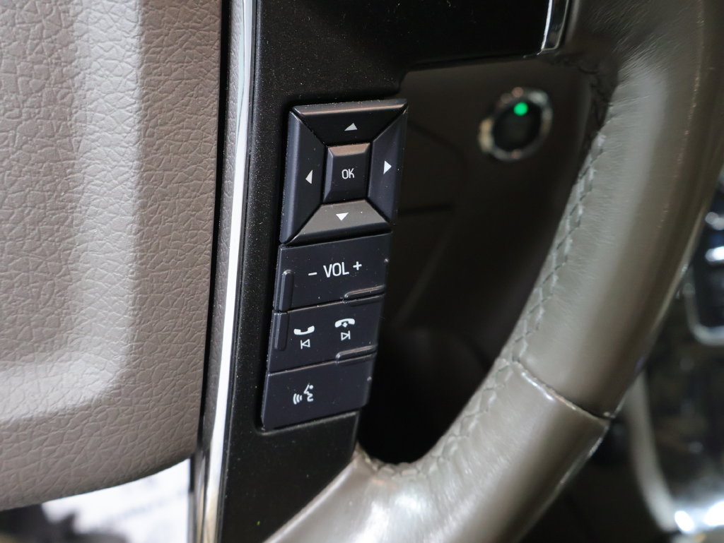 Used 2016 Lincoln Navigator L Select AWD/4WD image 35