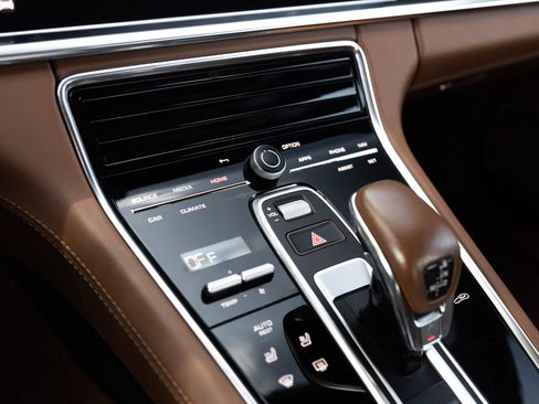 Certified 2022 Porsche Panamera Turbo S AWD/4WD image 26