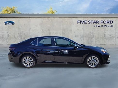Used 2024 Toyota Camry LE image 25
