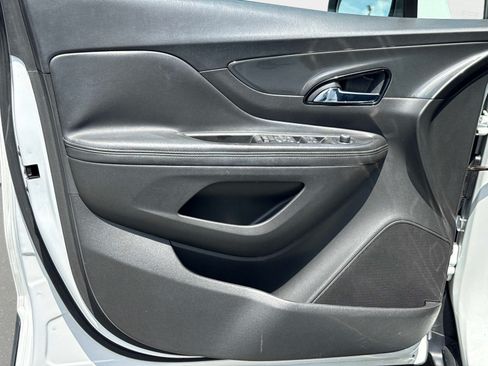 Used 2018 Buick Encore Preferred FWD image 18