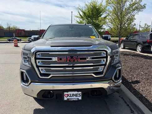 Used 2019 GMC Sierra 1500 SLT w/ SLT Premium Plus Package AWD/4WD image 3