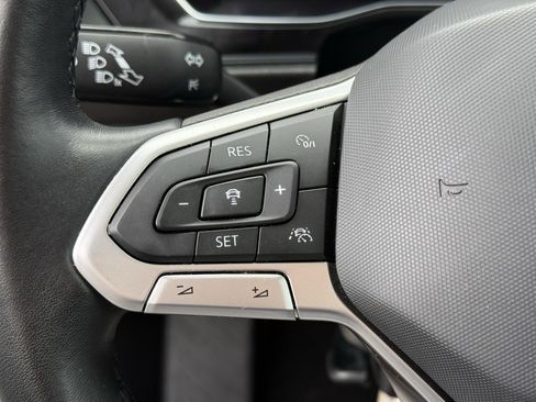 Used 2024 Volkswagen Jetta SE image 16