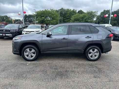 Used 2025 Toyota RAV4 XLE w/ Convenience Package AWD/4WD image 4